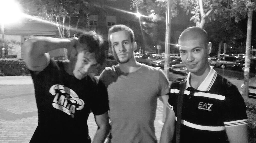 JorgeRollal's tweet photo. Buenas noches!😉
@Raulons_24 #Camino #Brigant http://t.co/Qs6GCXpezn