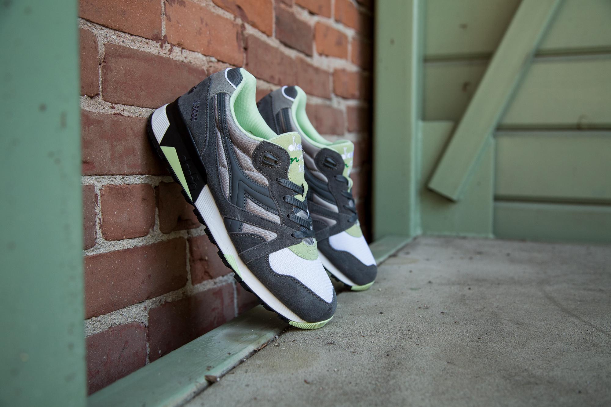 diadora n9000 castle rock