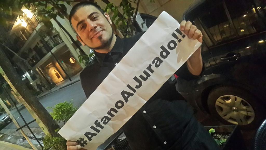justiciatv's tweet photo. @alfanograce @cuervotinelli @elchatoprada #alfanoaljurado #tinellialaafa http://t.co/LfUec3w5MR