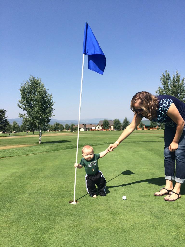 mrjpoll's tweet photo. Golfing for his first time!!! #tigatigawoodsyal http://t.co/SNnbiwkDKu
