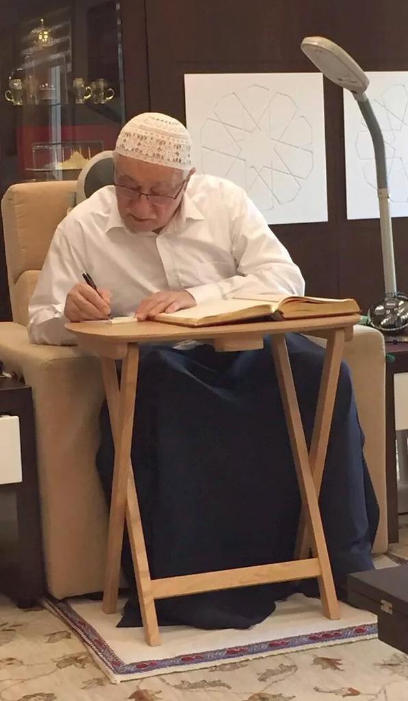 besincihuzme's tweet photo. Bugün ya��adıklarımız, son nefeste sağlam ve ayakta kalmanın birer testi ve antremanıydı, inanın hepsi bu kadar*** http://t.co/0zo3Cjy35F