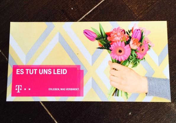 Danke A-Team (SMC u <a href="/Telekom_hilft/">Telekom hilft</a>) für einen glücklichen @papierjunge n!👍 
  
t3n.de/news/mir-dhl-t…

#telekomwall