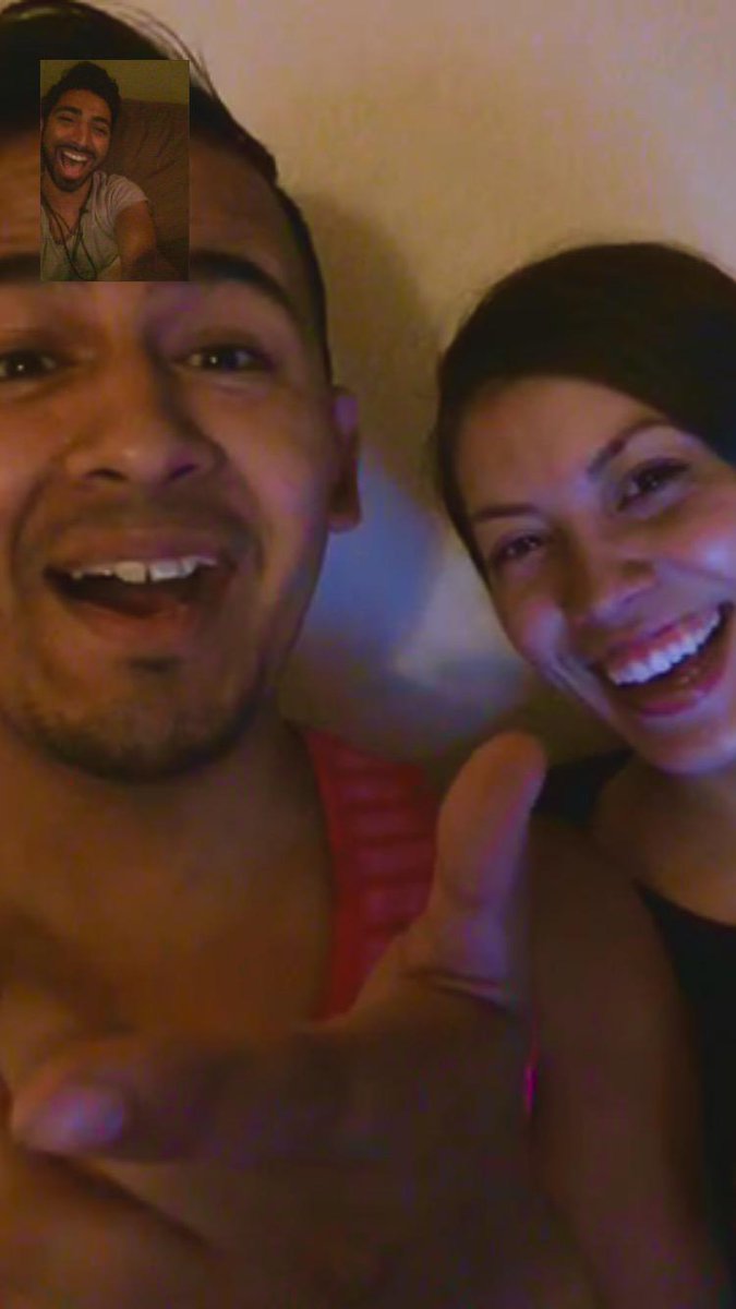 AaronMichaelG's tweet image. Facetiming w the newly official love💙birds!

#RayTron 
@NaYTroN15r ➕ @rnfern_