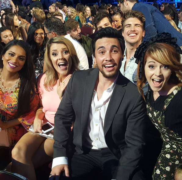 LindseyStirling's tweet photo. Some of my faves. @gracehelbig @iisuperwomanii #choicewebstarfemale @joeygraceffa #ChoiceWebStarMale http://t.co/z2so25dW6e