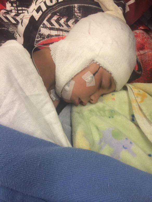 jennaarogers's tweet photo. @MikeTrout you're biggest fan was admitted to @chocchildrens today &amp; we would love it if you came for a visit!❤️❤️ http://t.co/8U5WJRxQuY