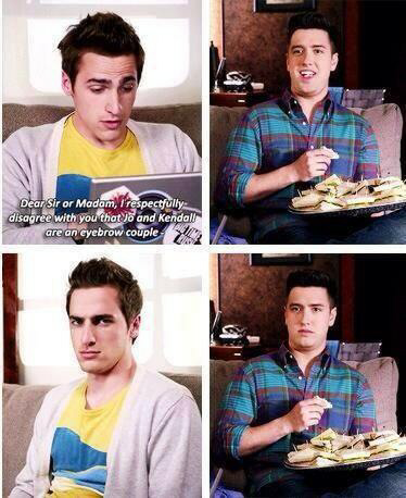 NATALIRUSHGIRL's tweet photo. #BigTimeTourBus #BTR #CrazyForU #KendallKnight #LoganMitchell @HeffronDrive @1LoganHenderson @bigtimerush 😂😂😂 http://t.co/G9koE4bG1t