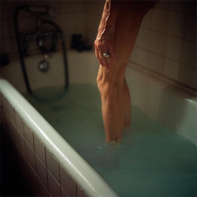 WappingBankside's tweet photo. Our weekly artist's showcase series ► this week @LydiaGoldblatt, 'Wedding Ring', from the series 'Still Here' 2012 http://t.co/zkHSLmkXzt