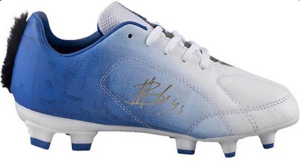 LiverpoolGFN's tweet photo. Mario Balotelli has launched his own line for football boots for kids. Has a Mohawk at the back. http://t.co/AqLls10cM4
