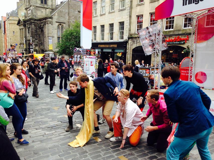 dramakcs's tweet photo. #midas on the mile @edfringe this morning @KCSWimbledon http://t.co/SISN53WLG4
