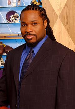 Happy Birthday to Actor Malcolm Jamal Warner who turns 45 years old today!! 