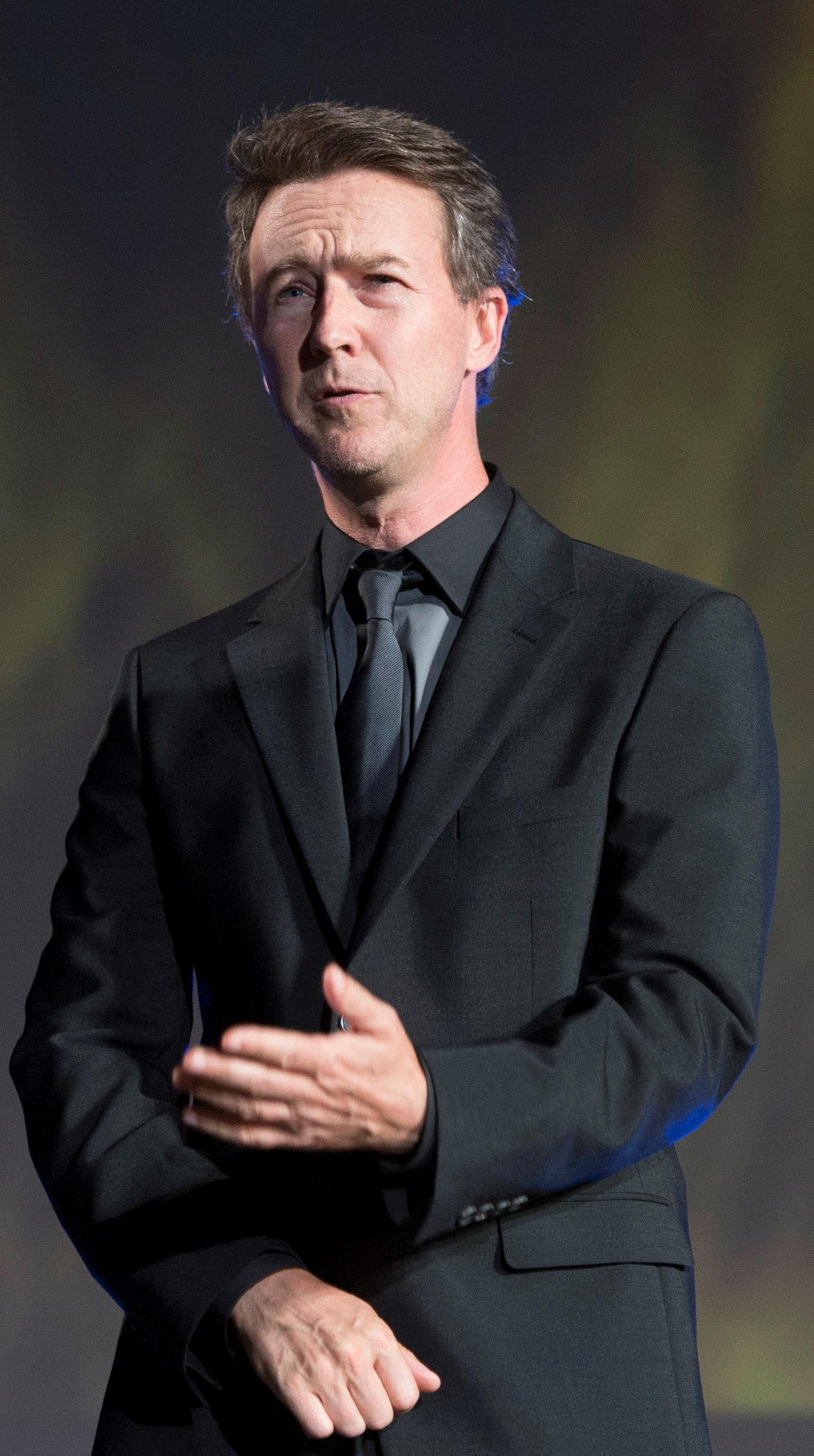 Happy Birthday (46), Madeleine Stowe (57), Robert Redford (79) & (46) 