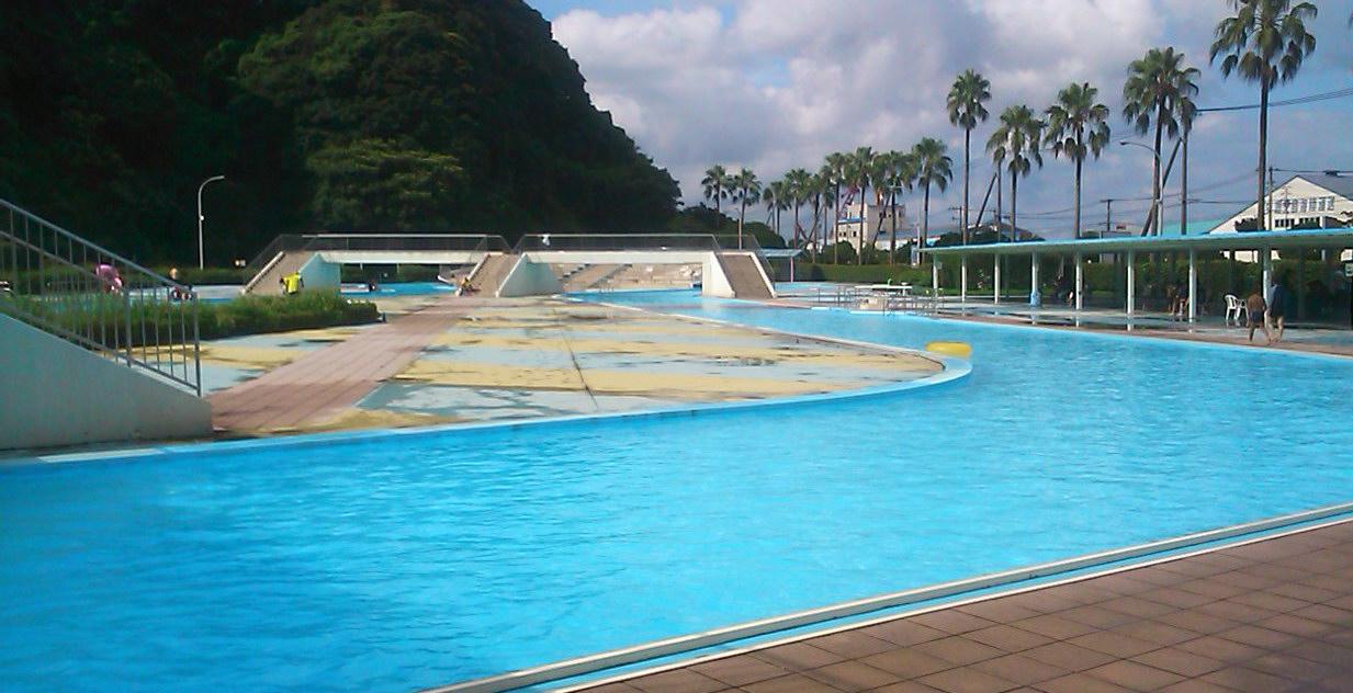 さつま 52号 七ツ島サンライフプール 流水プール プールは1周の長さが 300m あります 水深は 85cm と浅めです 鹿児島市では 唯一の本格的な流れるプールになります サンライフプール 鹿児島のプール 流れるプール 水泳好き Http T Co さつま 52号 七ツ島サンライフプール 流水プール プールは1周の長さが 300m あります 水深は 85cm と浅めです 鹿児島市では 唯一の本格的な流れるプールになります サンライフプール 鹿児島のプール 流れるプール 水泳好き Http T Co