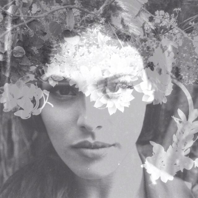 INDIAN SUMMER #editorial #atmosphere #fashion #shahiddatawala  #creative @karlapires #inegamodels #saloniarora