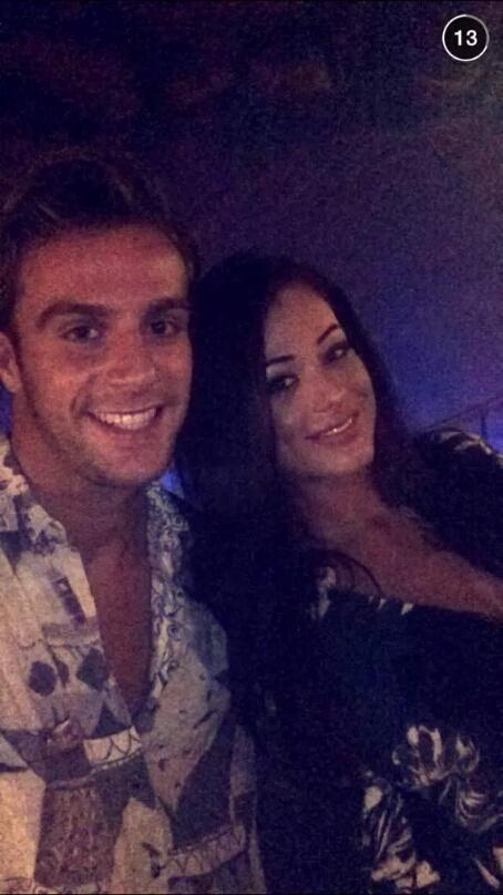 HalaneLayla's tweet image. This is my favourite couples    best life and happy for ever