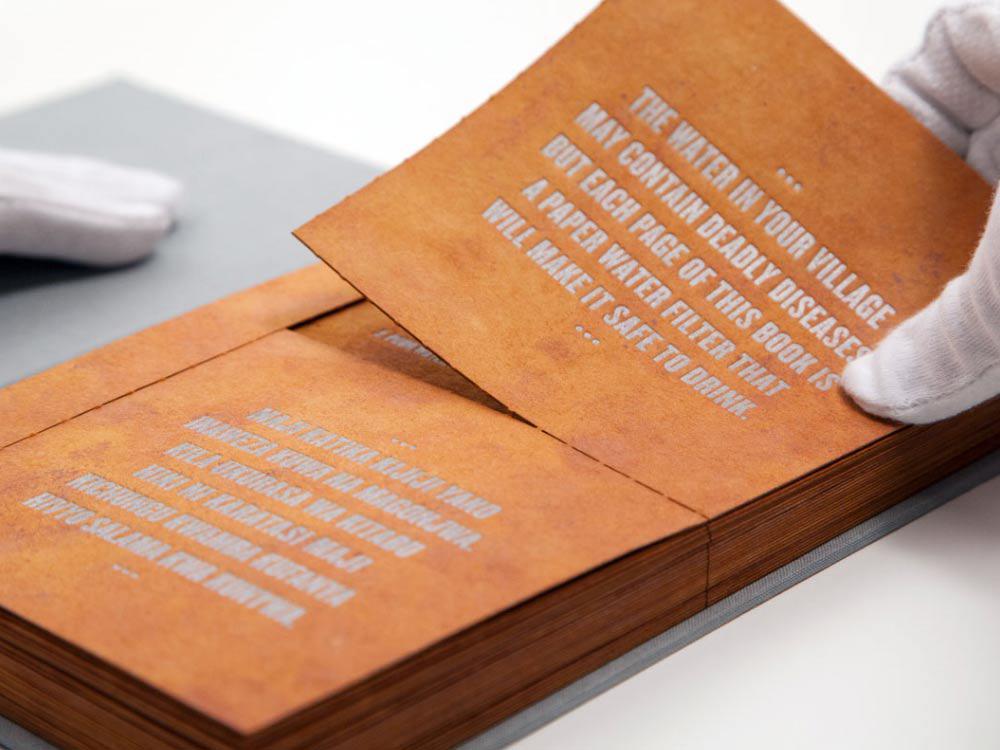 muyinteresante's tweet photo. Fabrican un libro un tanto peculiar. Te contamos por qué: http://t.co/Fv4qKMENmp http://t.co/Q3xkgUmFsj