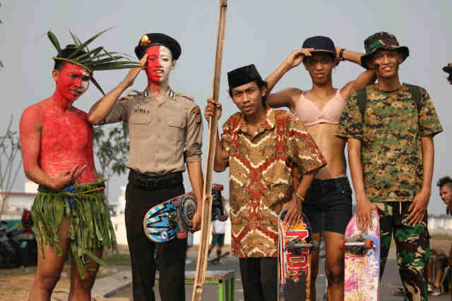 5 besar final. Katagori kostum unik haha