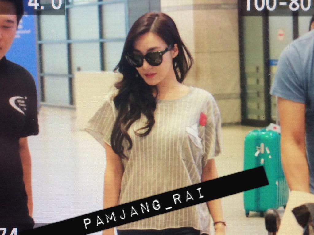 [PIC][18-08-2015]Tiffany trở về Hàn Quốc vào chiều nay CMrgwXkUEAA6VTT