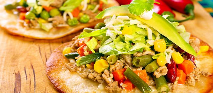 Mekarly's tweet photo. 5 Healthy #Salads to Add to Your Meal http://t.co/NKBySc9Hso #Salmon #avocado http://t.co/M32Il1k5SM