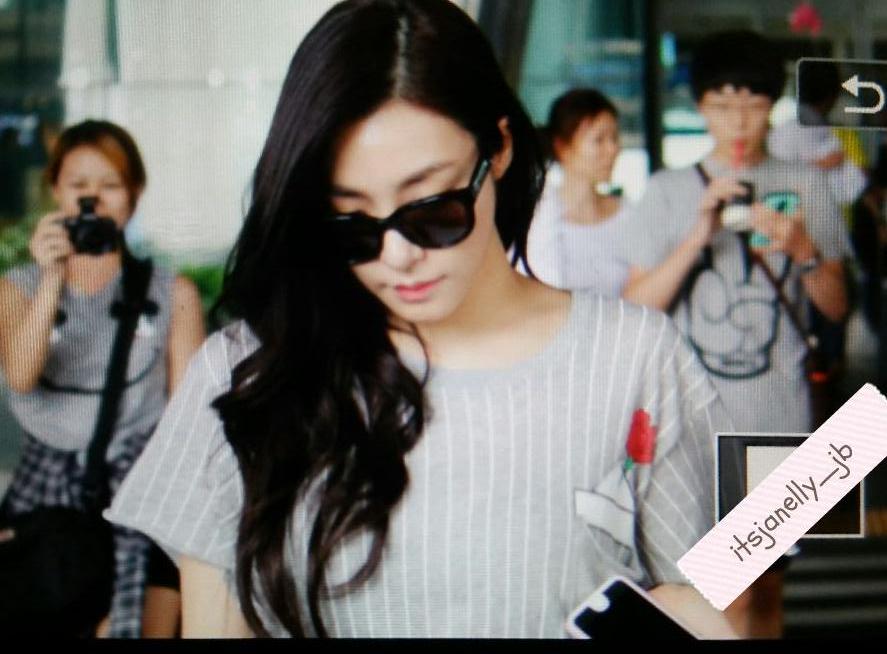 [PIC][18-08-2015]Tiffany trở về Hàn Quốc vào chiều nay CMriP_JUEAAAlxM