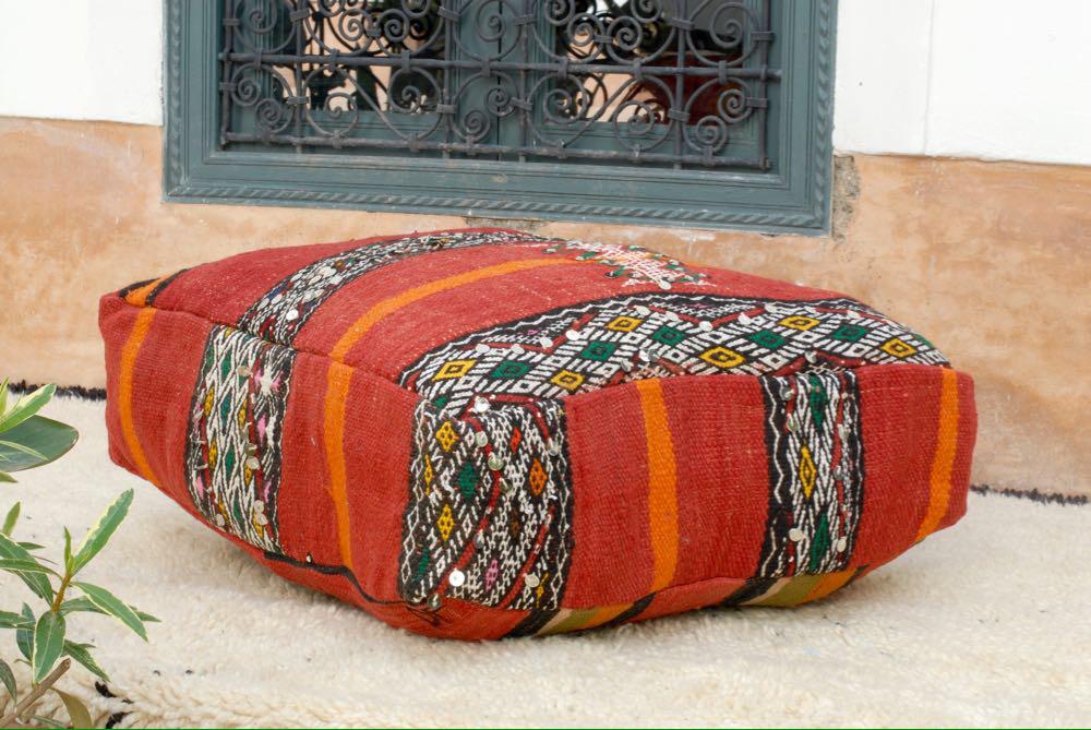 berberpoufs.etsy.com #Marrakech #Morocco #Moroccanstyle #Moroccaninterior #Berberpouf #kilimpouf #floorpouf