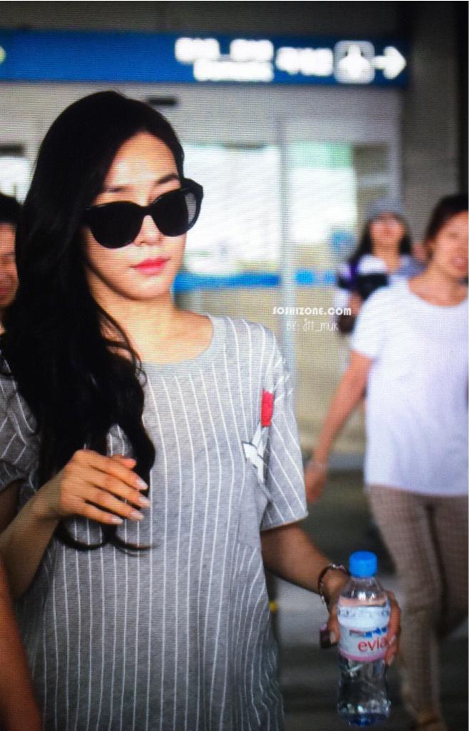 [PIC][18-08-2015]Tiffany trở về Hàn Quốc vào chiều nay CMrnPkPUcAEuU2K