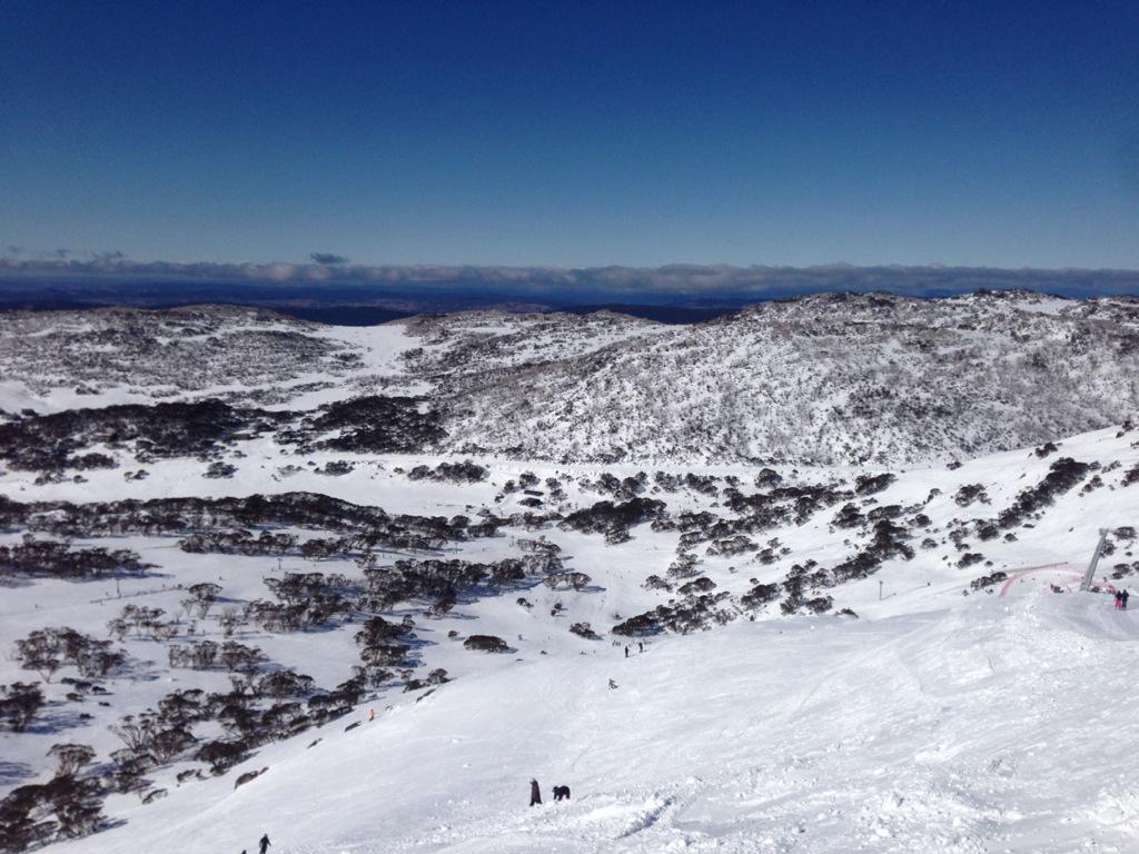 sqlskirt's tweet photo. Ski days @PerisherResort #magic http://t.co/8SzcHkYrgq