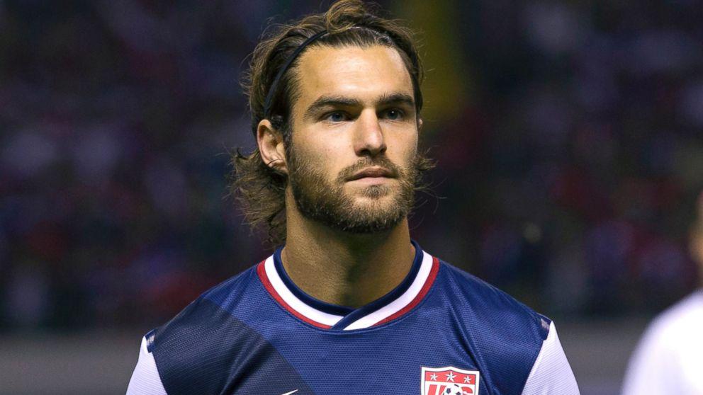 Happy 29th birthday to the one and only Graham Zusi! Congratulations 