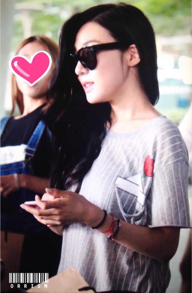 [PIC][18-08-2015]Tiffany trở về Hàn Quốc vào chiều nay CMrvq7eUkAAjuf4
