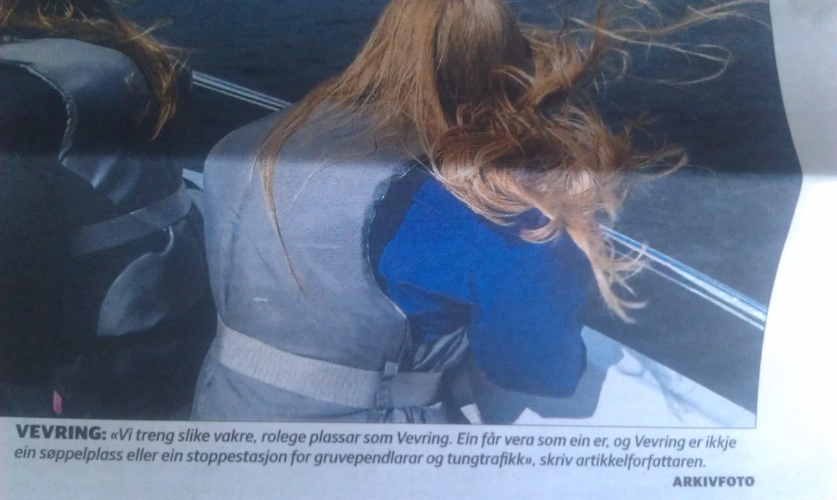 rosaragnhild's tweet photo. Kjære @jonasgahrstore - ta ansvar! For #Førdefjorden, mat til verda og gode stader å vere! #Vevring #reddfjordene http://t.co/JewNt0WwzF