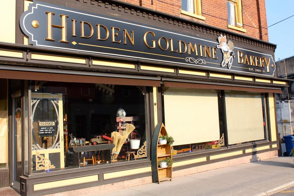 MadocMarket's tweet photo. Nice new sign in downtown Madoc, check them out @HGMBakery #whymadoc http://t.co/shL5EtWqmm