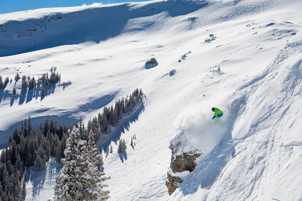 Snowmass's tweet photo. Only 100 days to ski season here at #Aspen #Snowmass! Are you ready for days like this @AspenSnowmass? We are! http://t.co/FJqgflPCKD