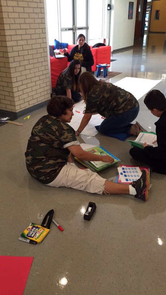 mrs_qmenjivar's tweet image. Team Work! 💪🏼 @FARIASECC @menxueiro @kungfukitty75 
#Duke #scopeandsequence