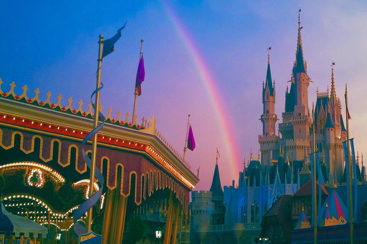 TheDDriveBlog's tweet image. This is the Sky the day me and my fiance got engaged at @WaltDisneyWorld #disneyworld #disney #rainbows #everafter