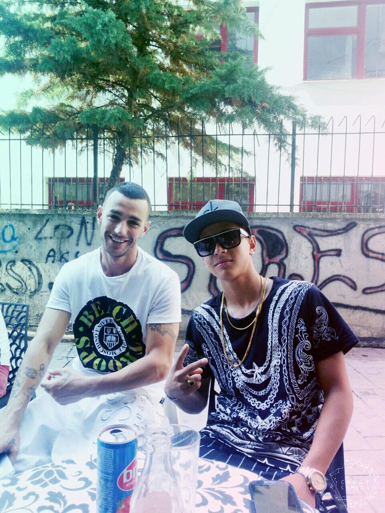 KlintonMc's tweet photo. @stresi008 me i madhi kllikave!! http://t.co/lhwJ3xKjtd
