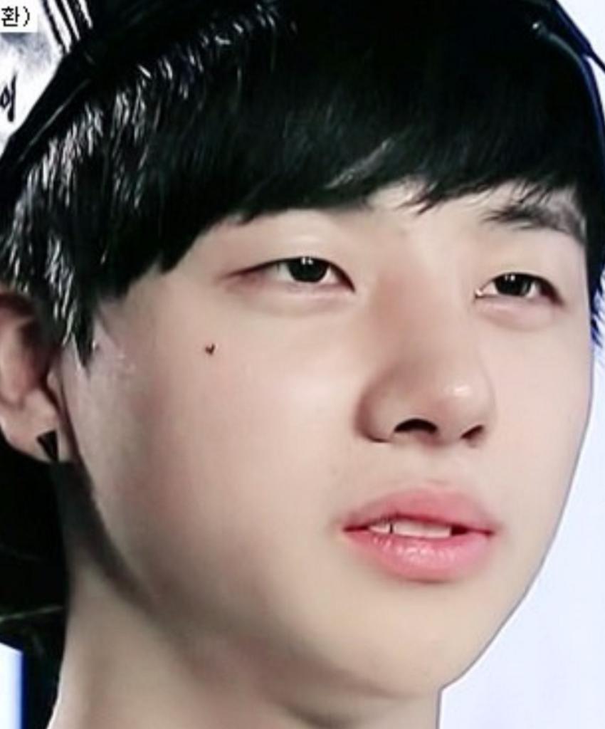 Jinhwan JAY iKON transparent background PNG clipart | HiClipart, image size:850x1024