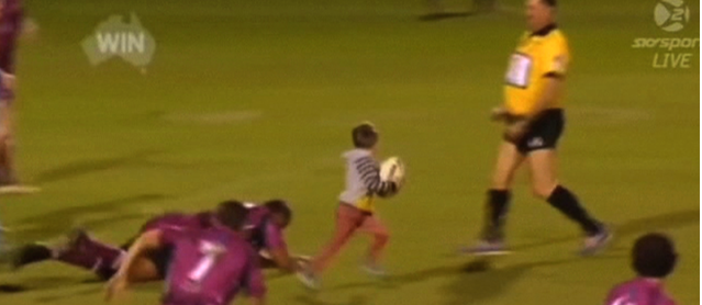 BBCSport's tweet photo. It's what dreams are made of...

4-year-old pitch invader scores try:

Watch: http://t.co/ARKkywH0sl http://t.co/mmy7tNXQkH