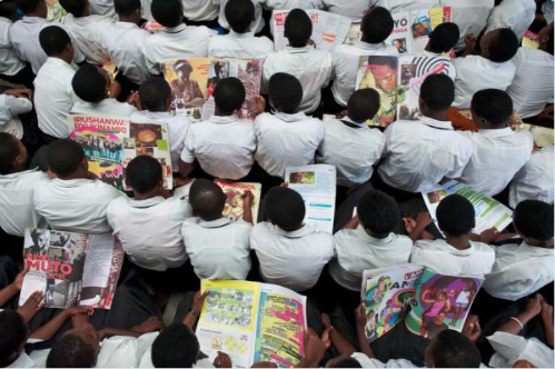 GlblCtzn's tweet photo. By Rwandan girls—For Rwandan girls—the magazine empowering teens to break out of gender roles—http://t.co/qNOisIJ9sq http://t.co/JaW4x6EcKW