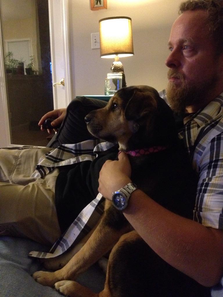 redzillart's tweet photo. Ella watching tv with my brother. http://t.co/Uwy2CvogGi