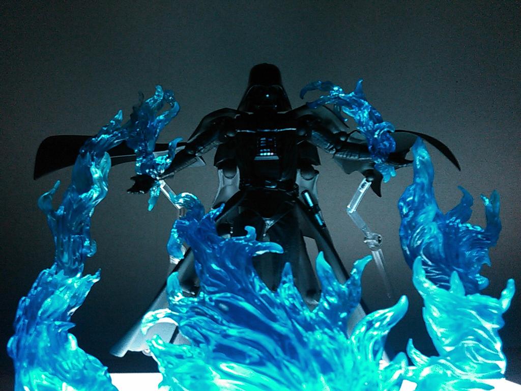 饂飩粉 ザ プリボルテッカー ついでにポイントで買った魂エフェクト青い炎だ ダース ベイダーと組み合わせて 俺の勝手な想像によるフォースの力を再現できる ゴキオモ Http T Co Rvkspx8ixk Twitter