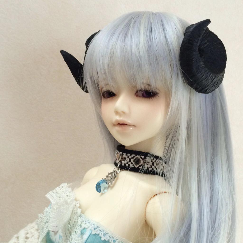 O Xrhsths 由峰 9月23日7 8inchwig通販予定 Sto Twitter ドール用ツノパーツは画像の 羊ツノ小ブラック 悪魔ツノ小 アイボリー 悪魔ツノ小 ブラック 鬼ツノ アイボリー 鬼ツノ ブラック 以上の5種類を販売します どちらかと言うと40cm以下のウィッグが6 7インチ O Xrhsths 由峰 9月23日7 8inchwig通販予定 Sto Twitter ドール用ツノパーツは画像の 羊ツノ小ブラック 悪魔ツノ小 アイボリー 悪魔ツノ小 ブラック 鬼ツノ アイボリー 鬼ツノ ブラック 以上の5種類を販売します どちらかと言うと40cm以下のウィッグが6 7インチ