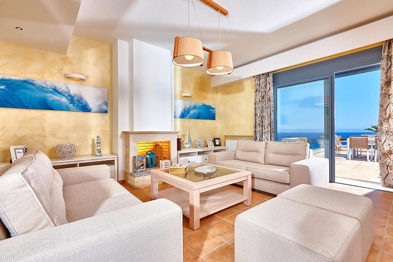 pelagosRE's tweet photo. Wanna buy #villaalthea #mochlos ? Test drive the villa for a few nights. Just send an enquiry! http://t.co/UYDE5YFzUj http://t.co/UUiq5hrSx7