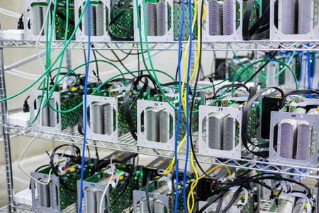 CoinfeedIO's tweet photo. #Bitcoin Genesis Mining Leaves New York Following BitLicense Deadline http://t.co/tKBvt6GgrA http://t.co/P0EU5OcILD