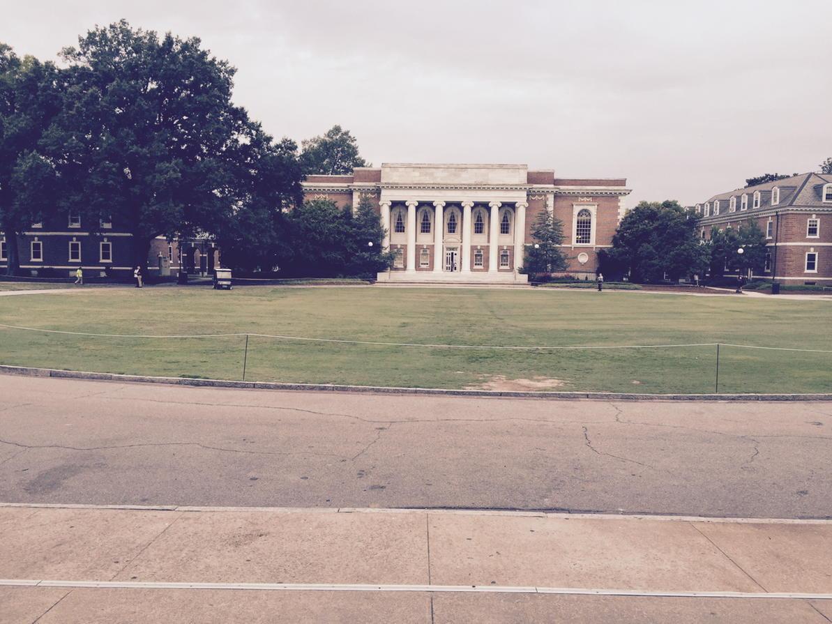 mclau016's tweet photo. #Duke2019 morning of freshman move in.  Before the onslaught. http://t.co/iYFOrdpzJ6