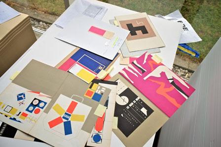 LarsMullerBooks's tweet photo. Finally #LadislavSutnar's "Visual Design in Action" is in print: 13 inks - 5 different papers &amp; a 8color offset press http://t.co/8K9gExYZUp