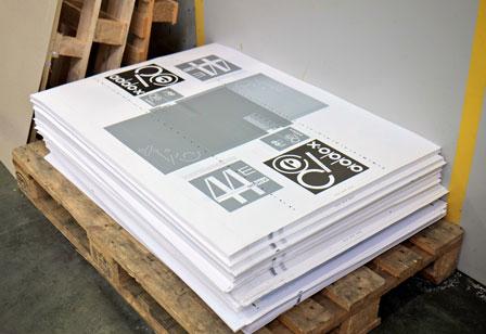 LarsMullerBooks's tweet photo. Finally #LadislavSutnar's "Visual Design in Action" is in print: 13 inks - 5 different papers &amp; a 8color offset press http://t.co/8K9gExYZUp