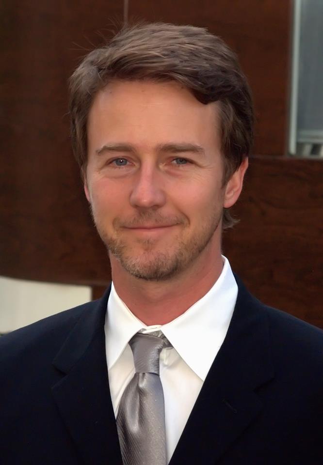 Happy birthday, Edward Norton (46), Robert Redford (79) and Christian Slater (46) ! 