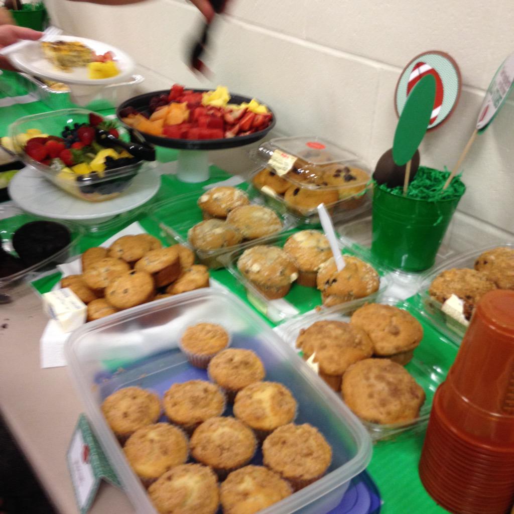 emilhollin's tweet photo. Thank you PTO for a wonderful back to school breakfast! #ptproud #jcpstweets #jcconnect http://t.co/4aAwhY4gcB