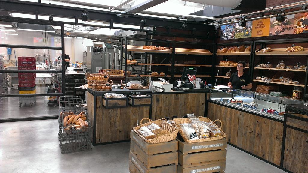 marcomout's tweet image. De #SpeltHeld, #Bikken&amp;amp;Bakken(Zondag open!), de #Stadstuinderij;wat zijn ze goed+lekker bezig @piushaven #Tilburg!