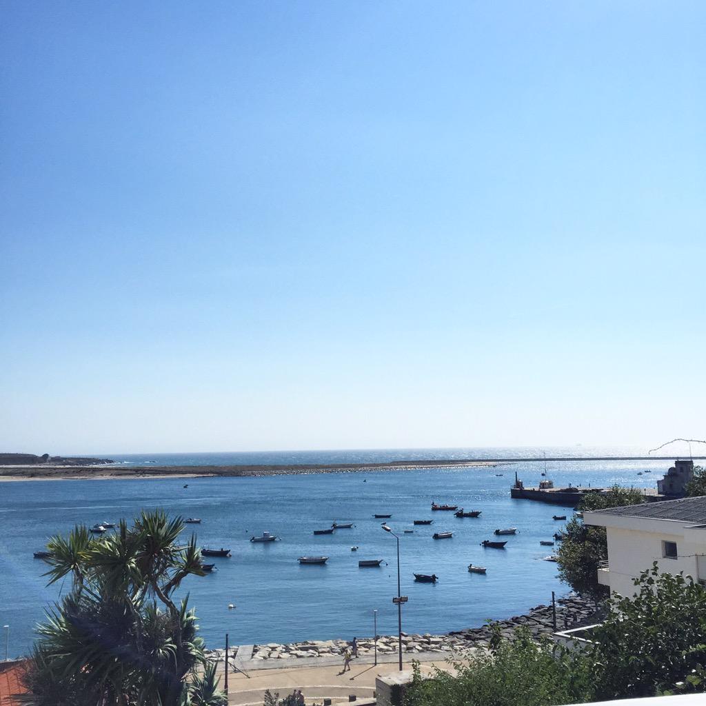 IkerCasillas's tweet photo. Bonitas vistas de la desmbocadura del Río Duero... Al fondo el Océano Atlántico... http://t.co/lkFtxduEX6