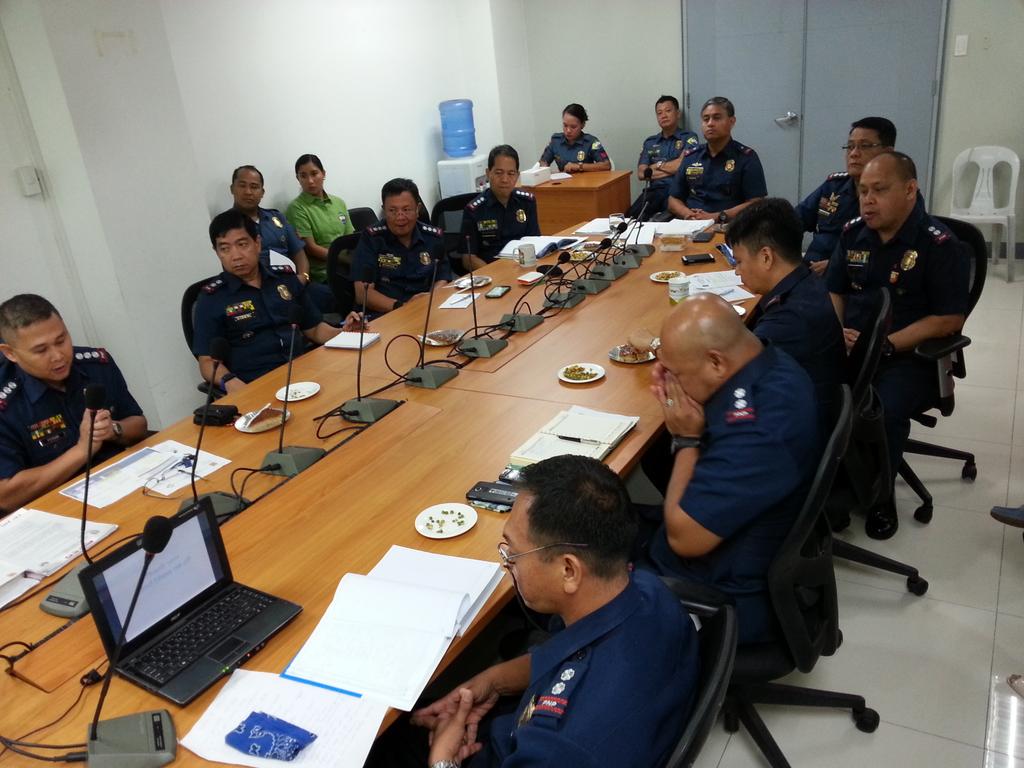 DirectorPNPTS's tweet photo. Weekly staff conference @pnp_ts @PNP_TCDS http://t.co/L6URcYwsHa